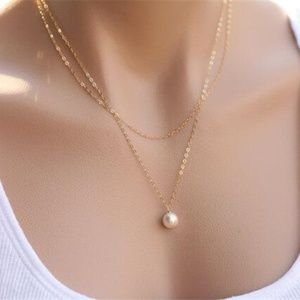 5/$30 - layer pearl necklace